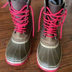 SOREL 1964 boots womens 8.5 canvas leather rubber